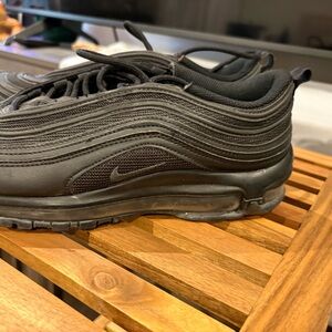 Nike Black Air Max 97 Low-Top Sneakers women’s 10